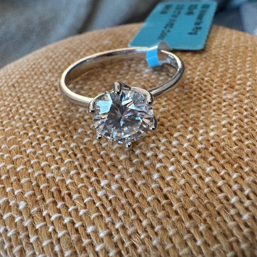 Solid Sterling Silver 2 Carat VVSD Round Moissanite Solitaire Engagement Ring